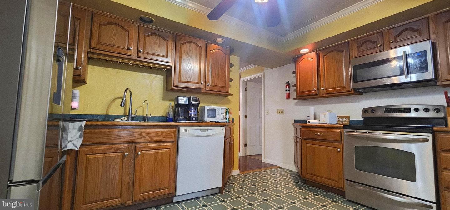 834 Oberlin Road photo 7