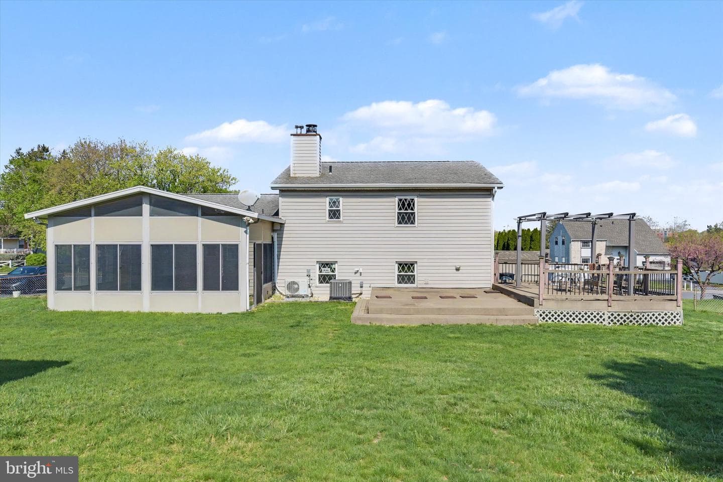 608 Frances Drive photo 22