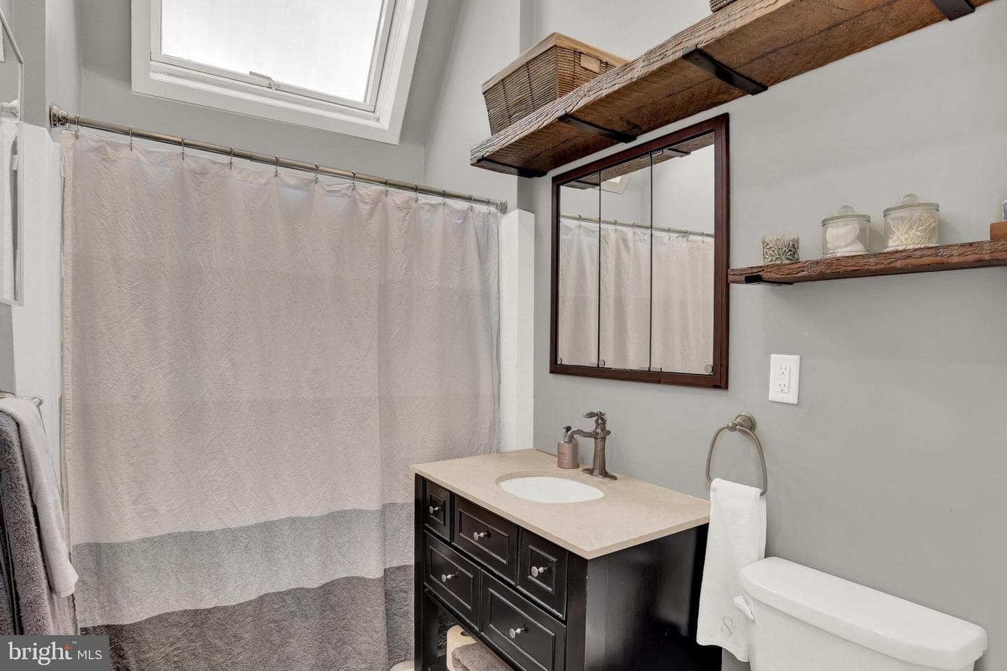 3948 Brisban Street photo 18