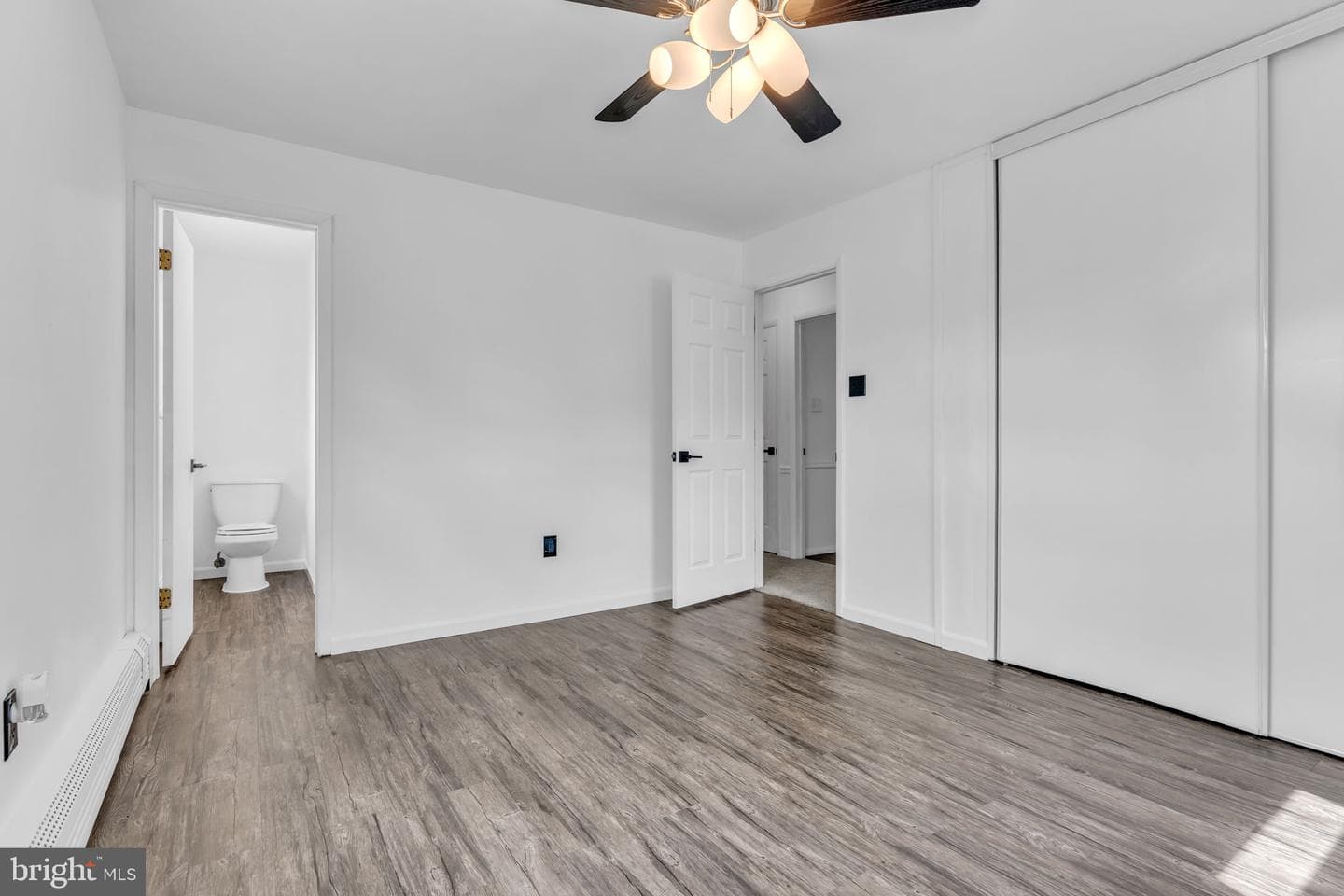 832 Stoney Creek Drive photo 16