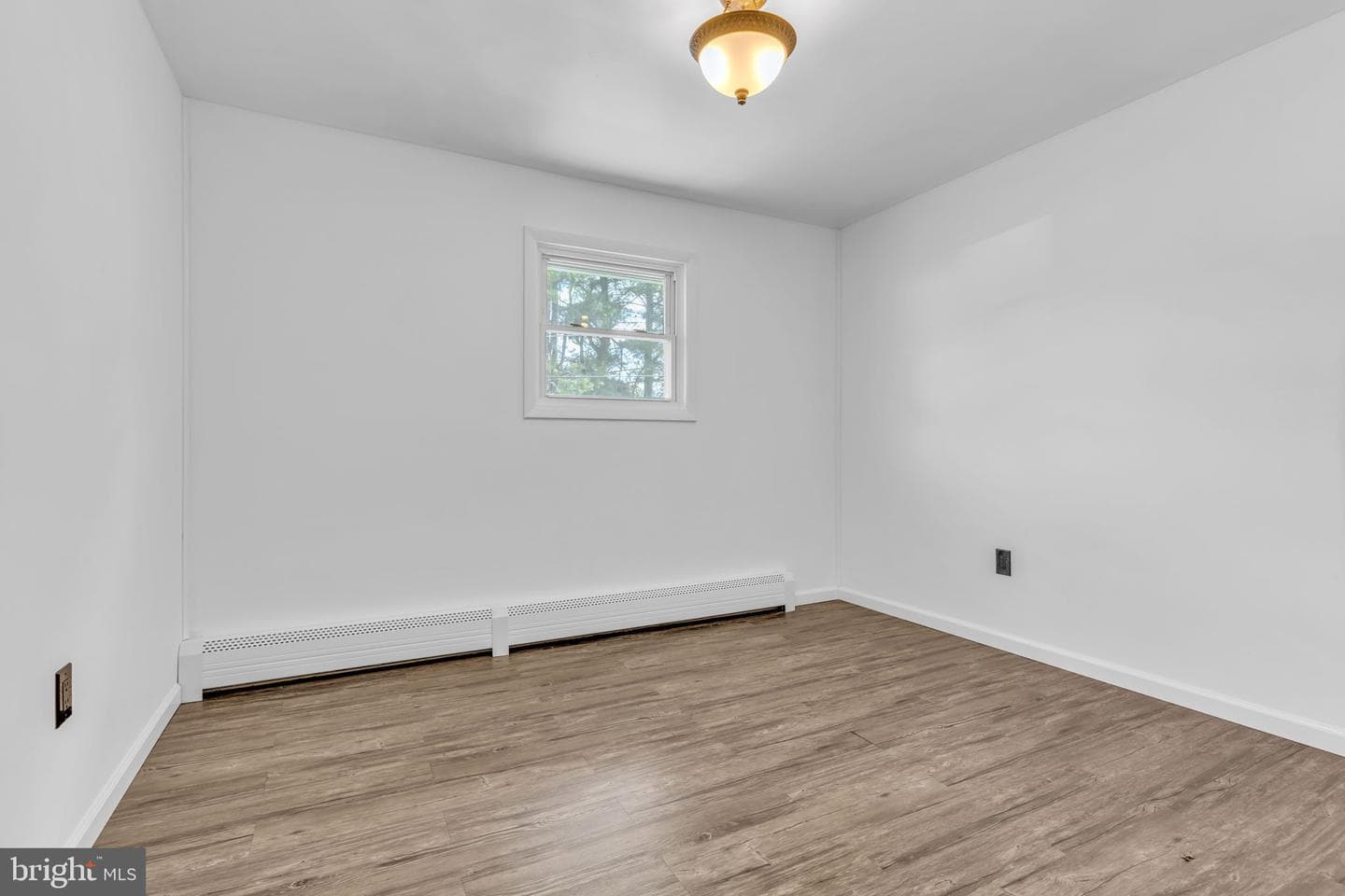 832 Stoney Creek Drive photo 18
