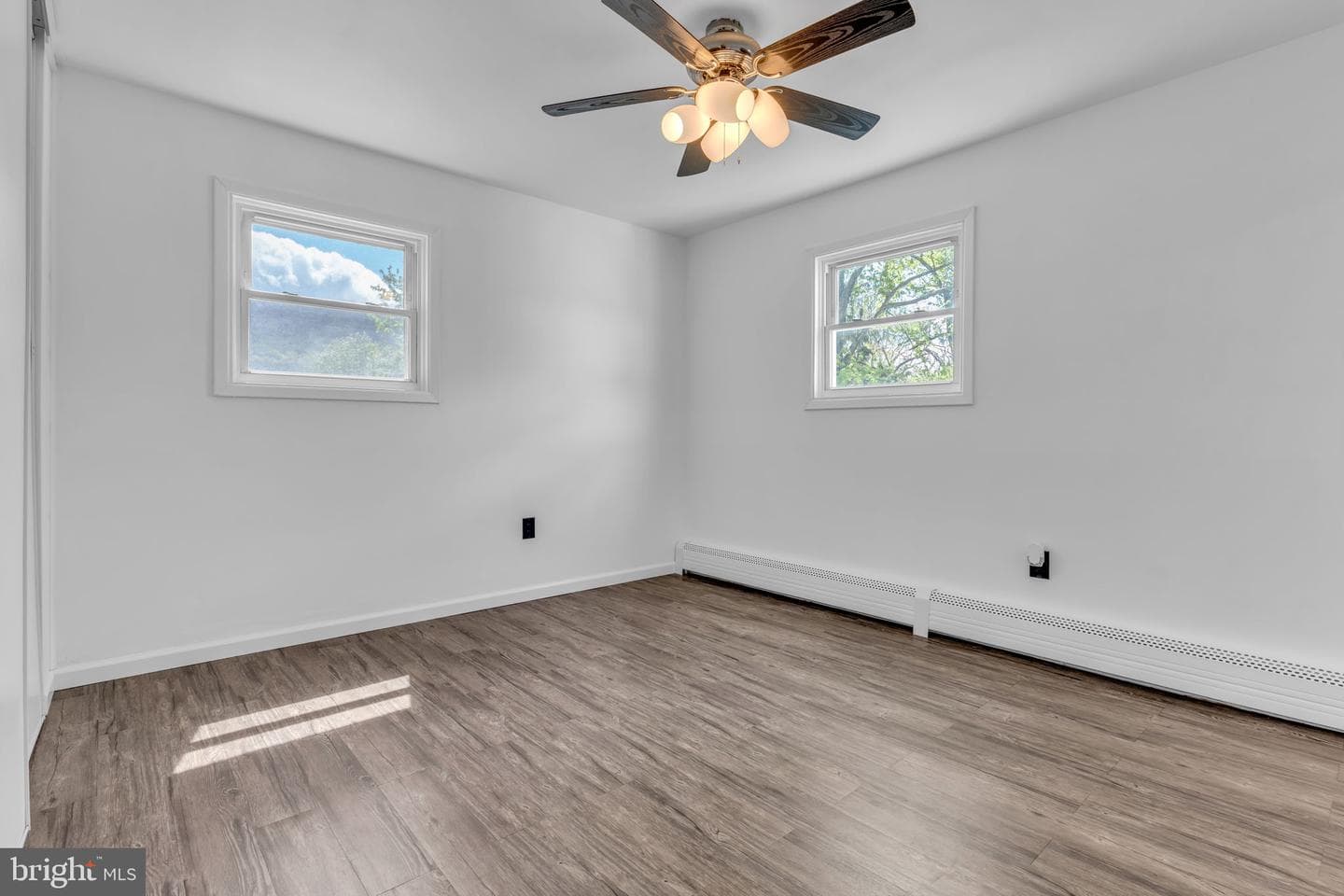 832 Stoney Creek Drive photo 20