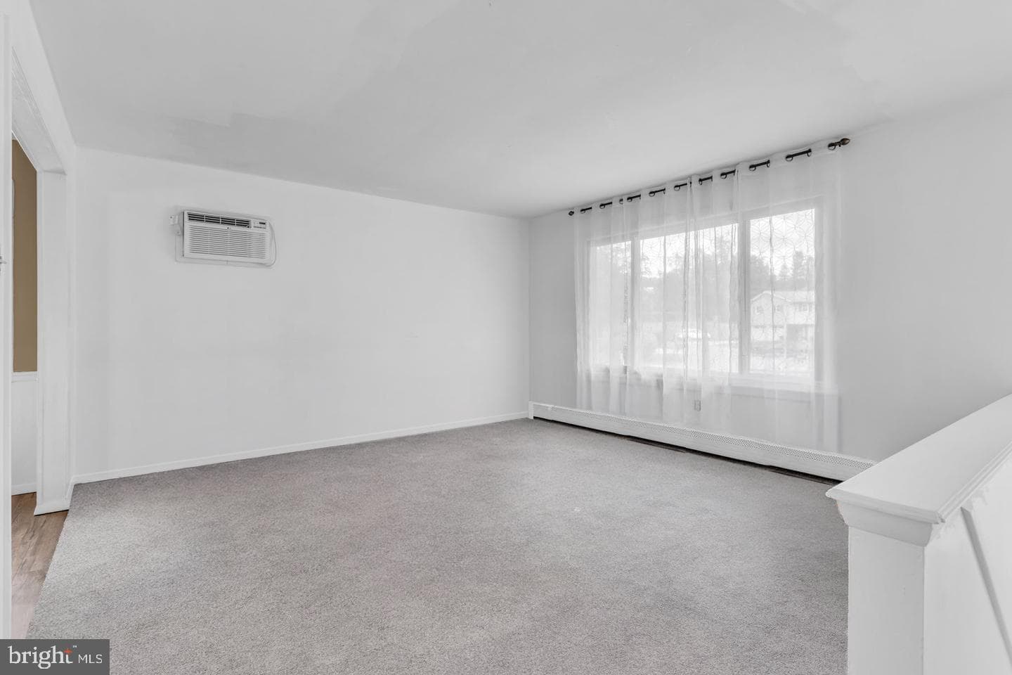 832 Stoney Creek Drive photo 8