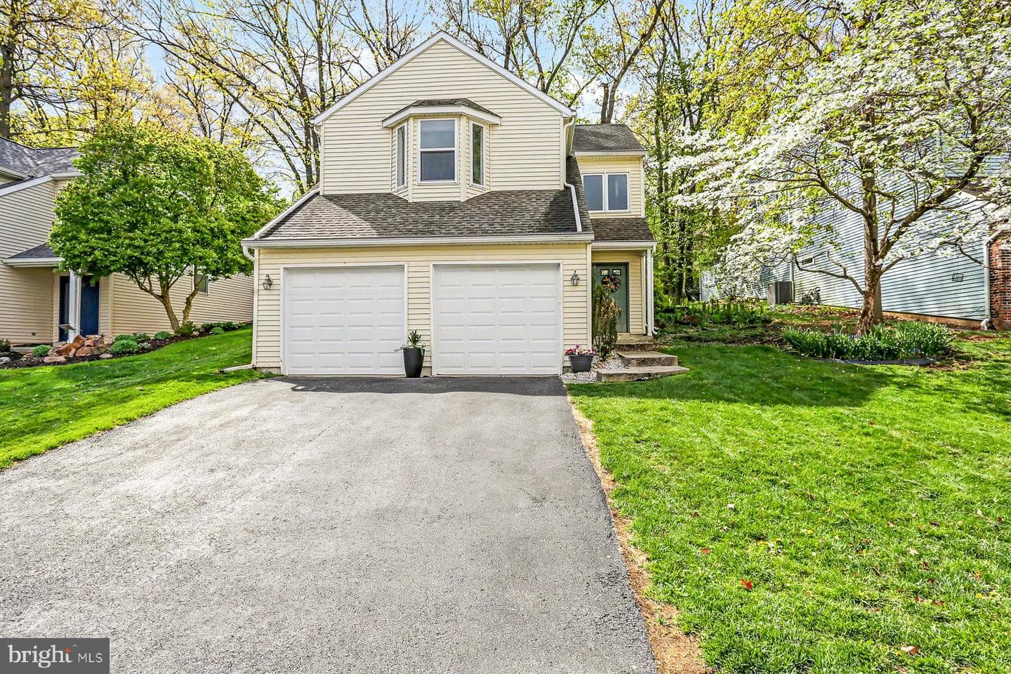 6109 Summit Pointe Drive photo 3