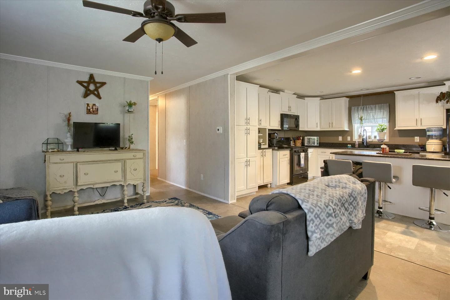 69 S Elmer Avenue photo 11
