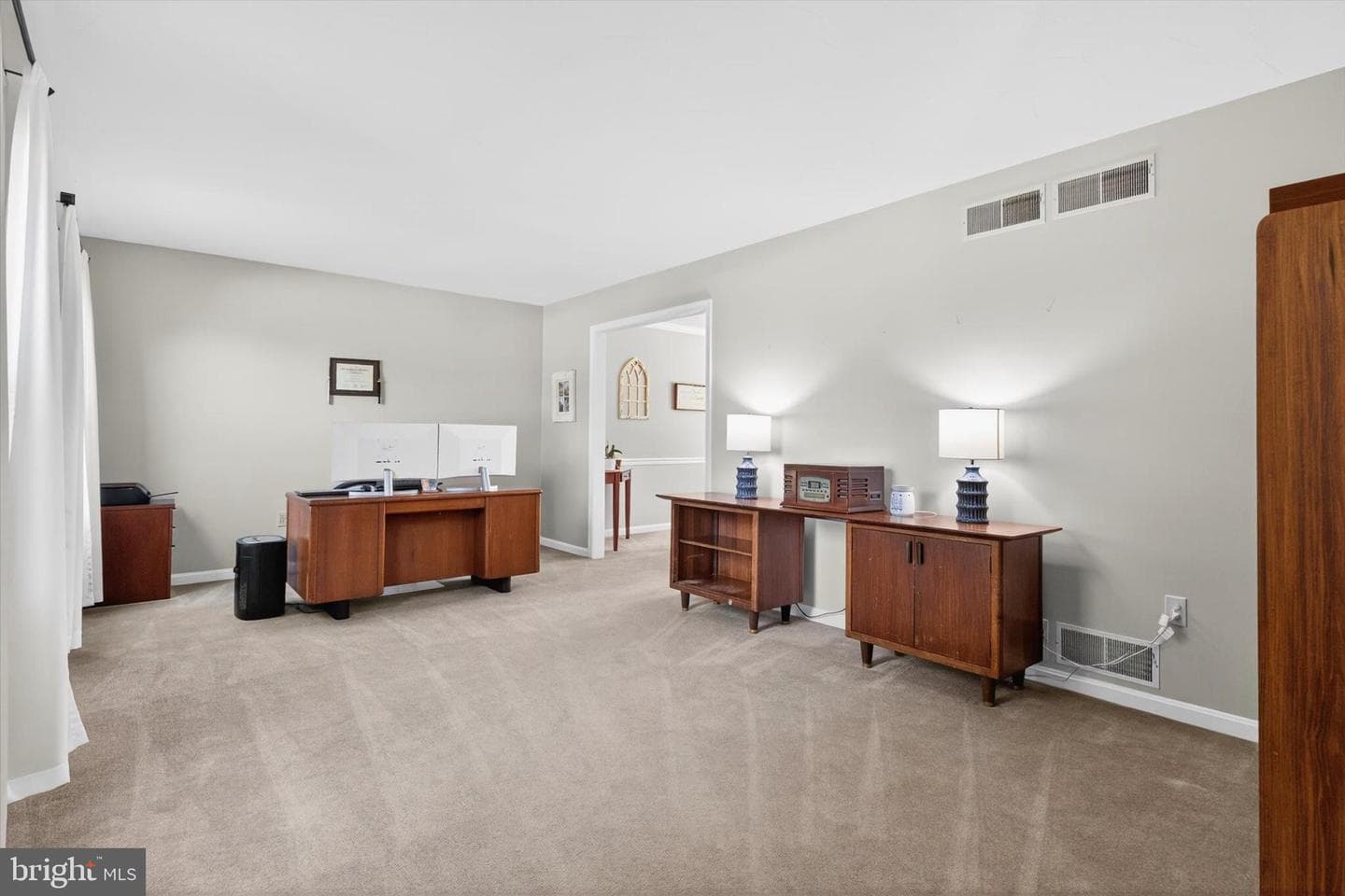 570 James Drive photo 14