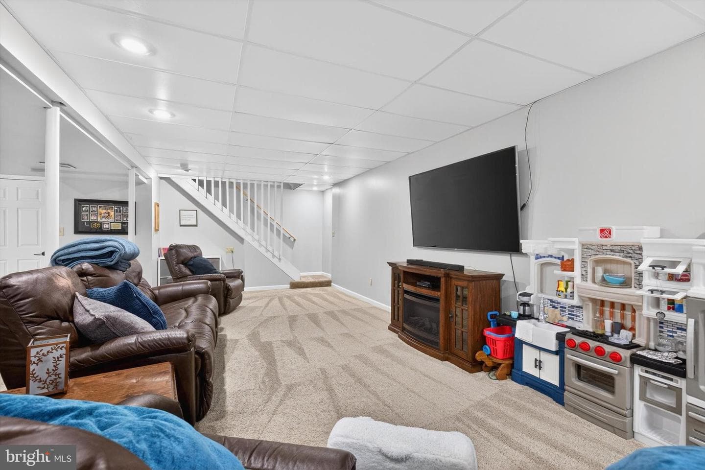 570 James Drive photo 26