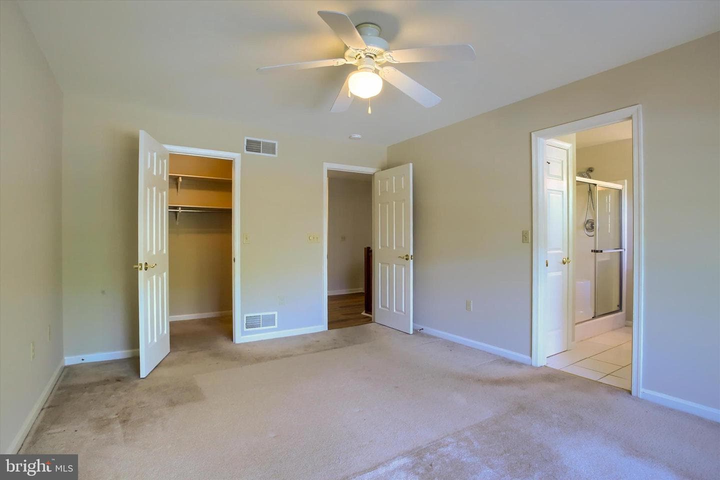 114 Cardinal Lane photo 15