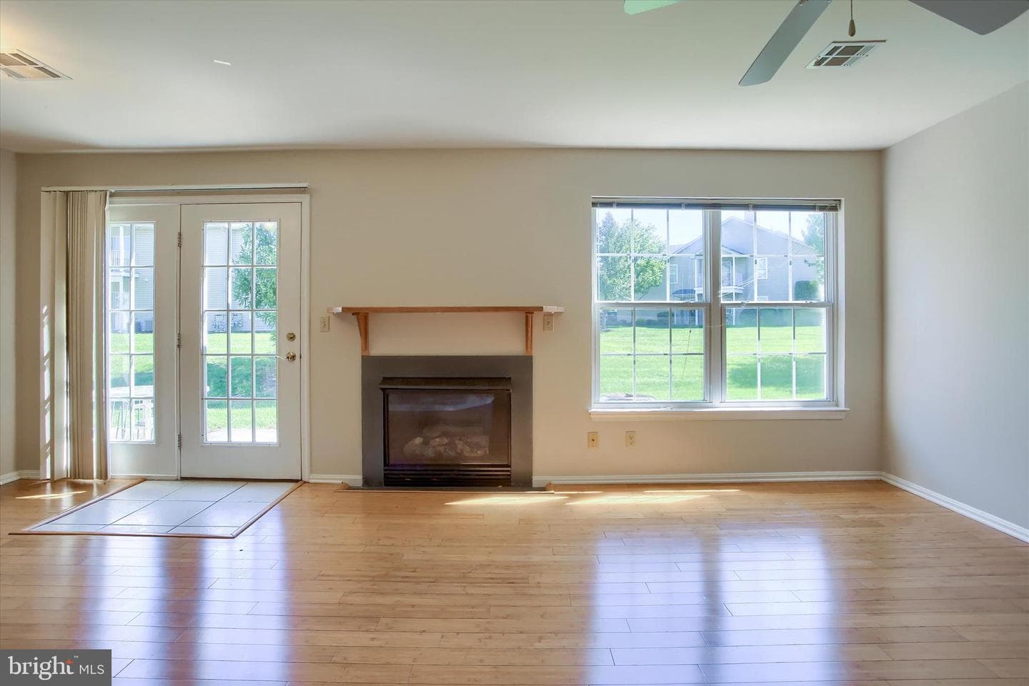 114 Cardinal Lane photo 8