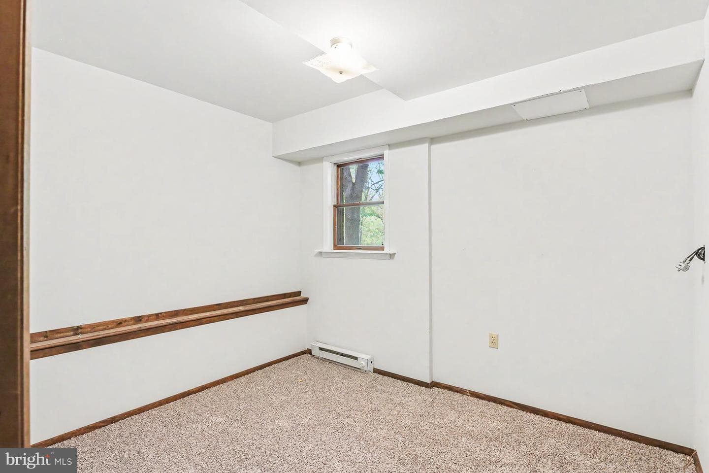 5900 Ivy Lane photo 30