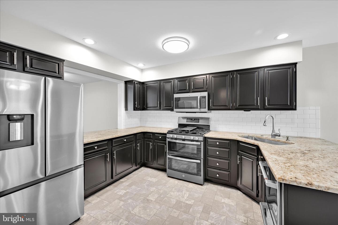 46 Leearden Road photo 11