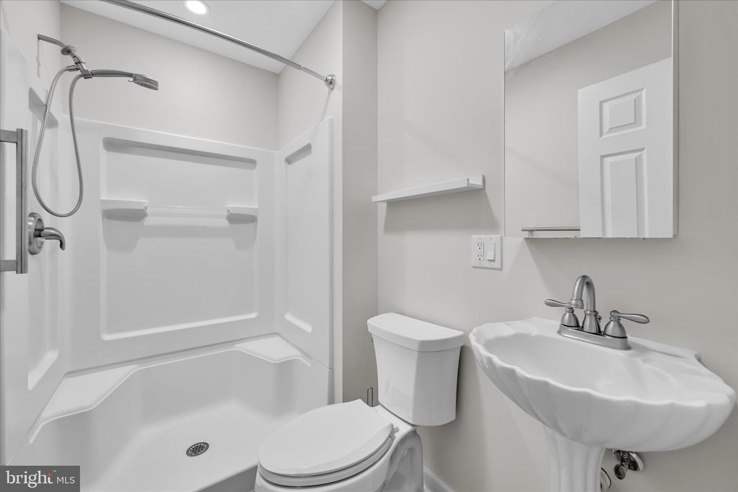 46 Leearden Road photo 19