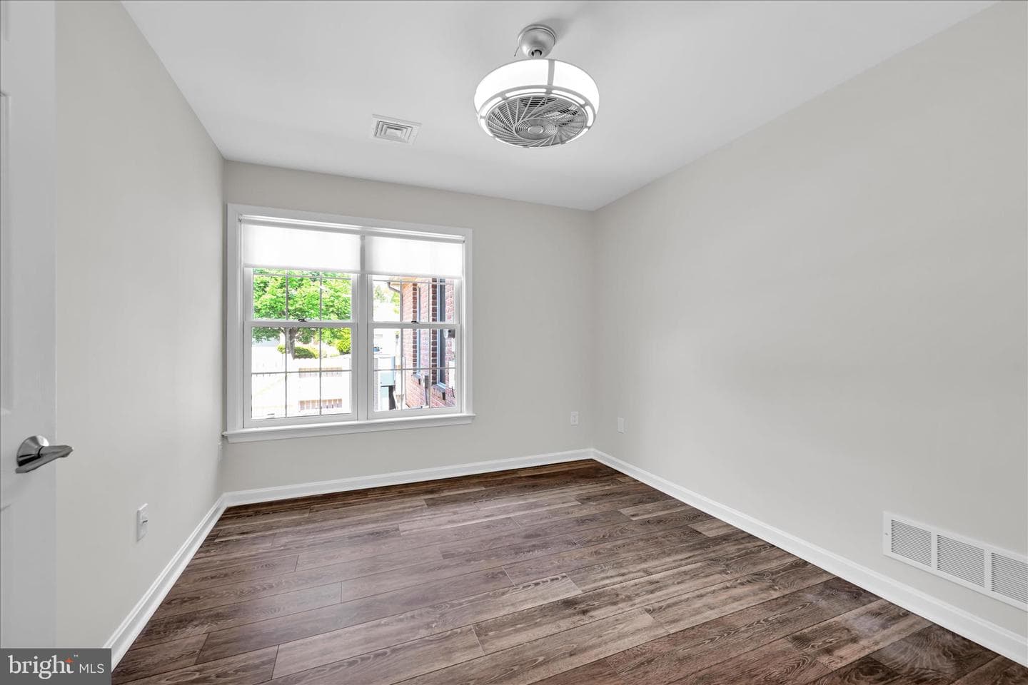 46 Leearden Road photo 9