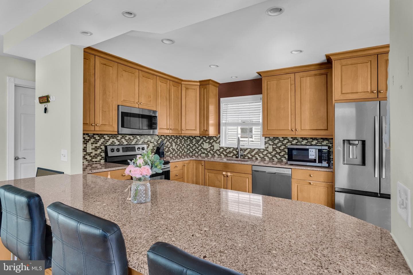 6089 Noble Lane photo 13