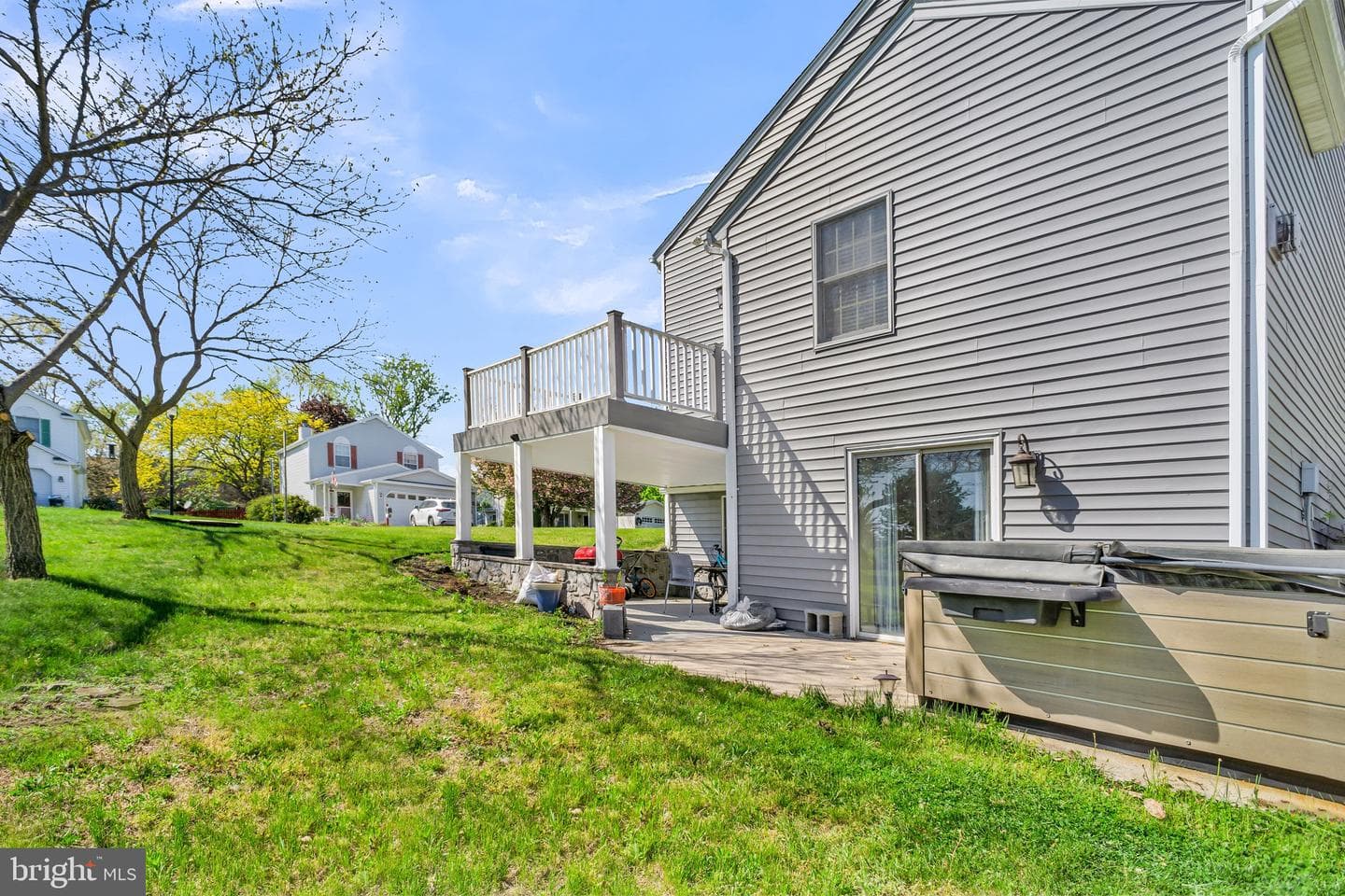 6089 Noble Lane photo 3