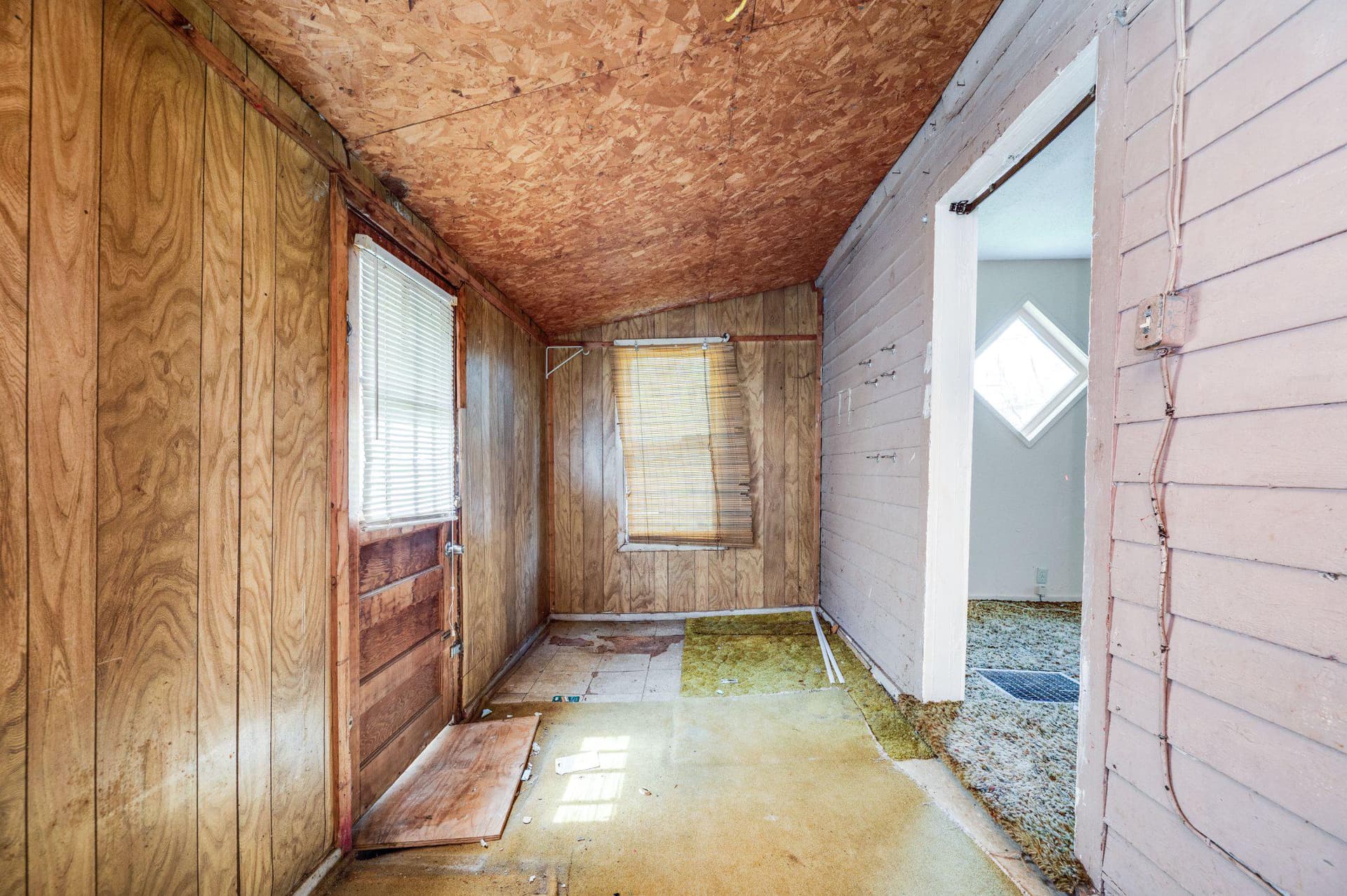 2023 Locust Lane photo 10