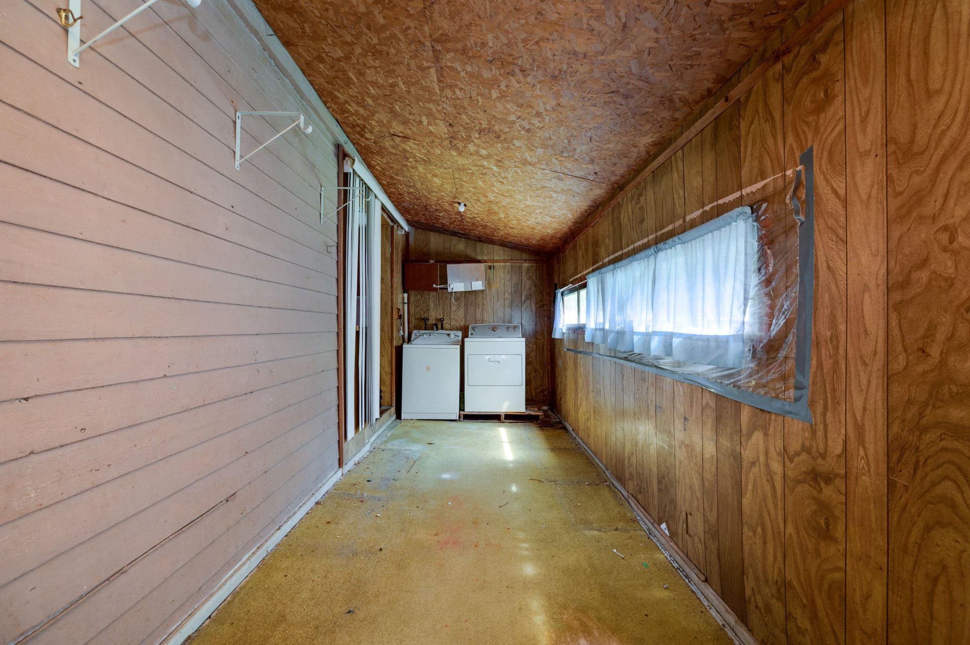 2023 Locust Lane photo 11