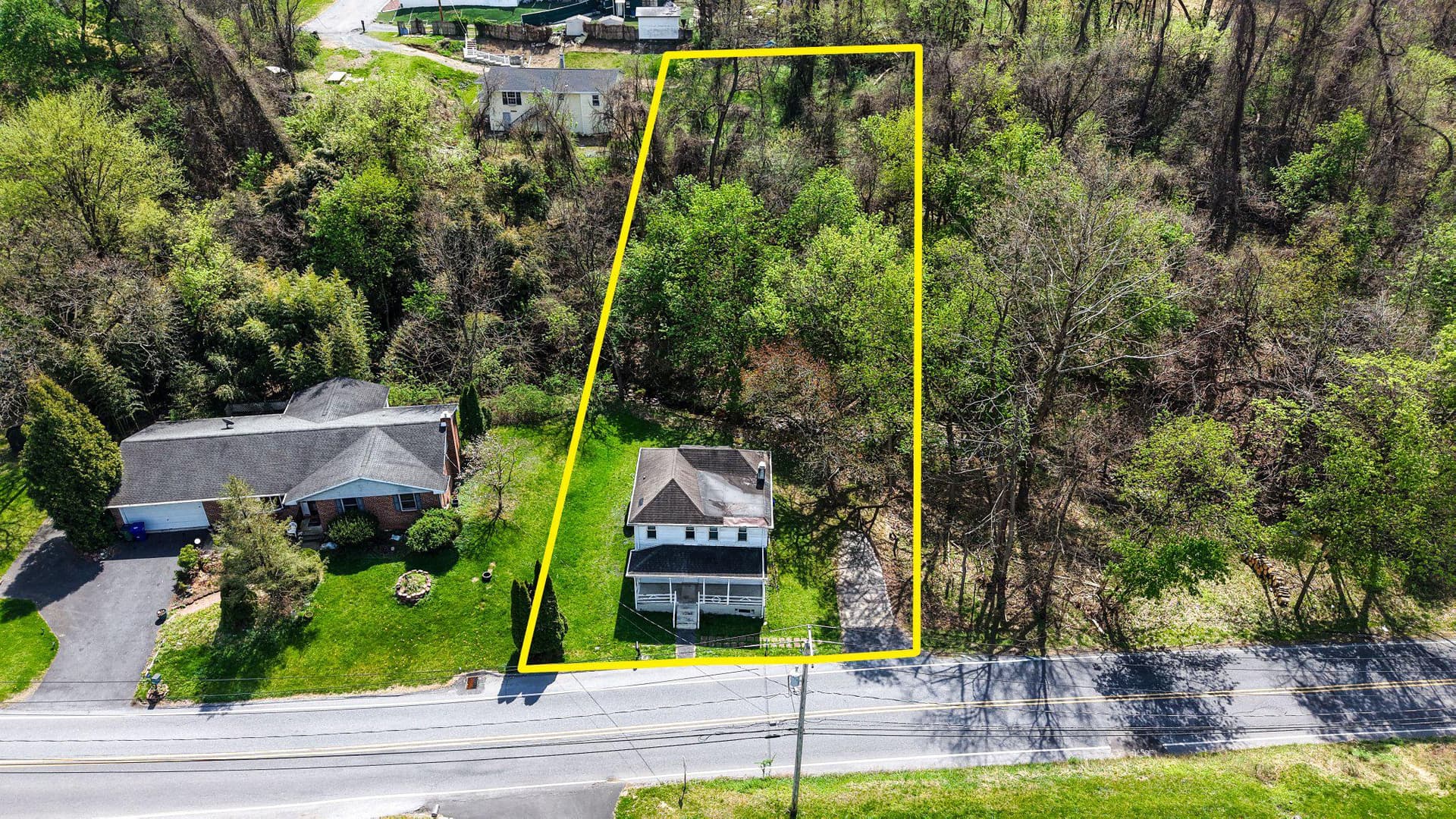 2023 Locust Lane photo 2