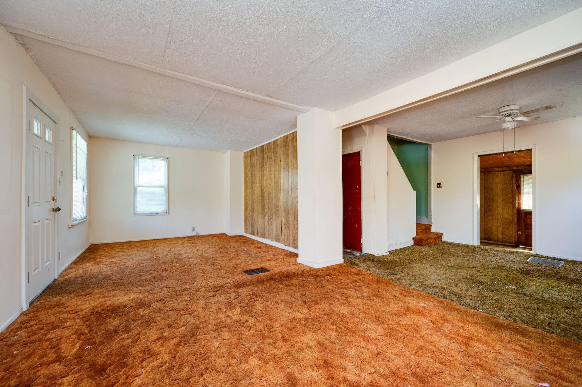 2023 Locust Lane photo 8