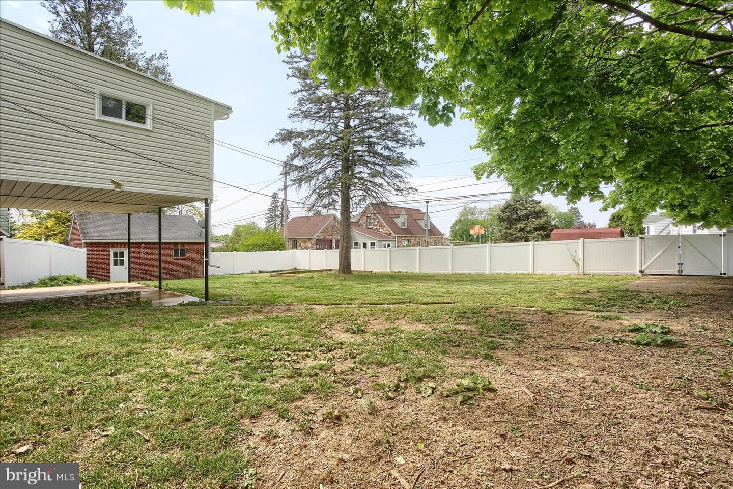 1 Oakmont Road photo 33