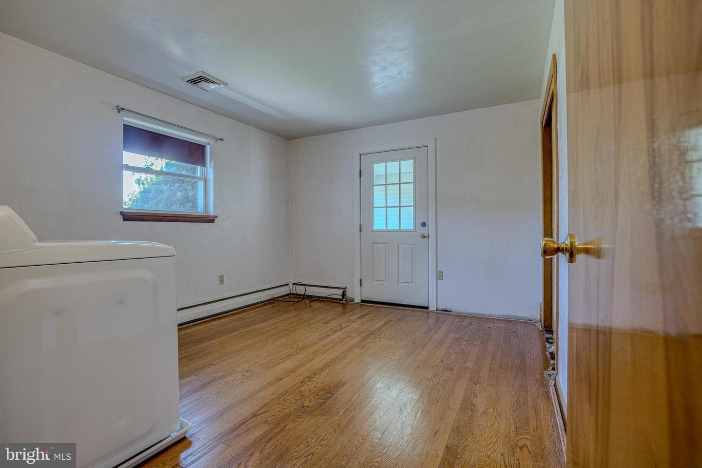321 E Glenn Road photo 18