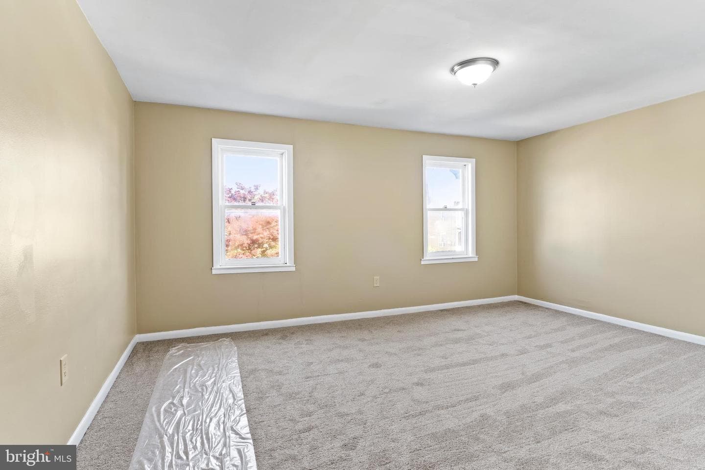 124 Lincoln Street photo 11