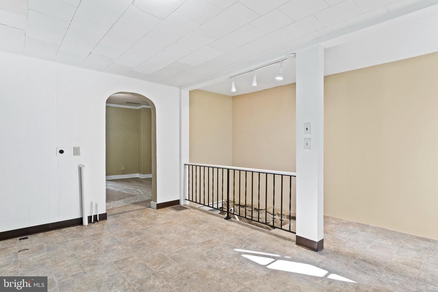 124 Lincoln Street photo 16