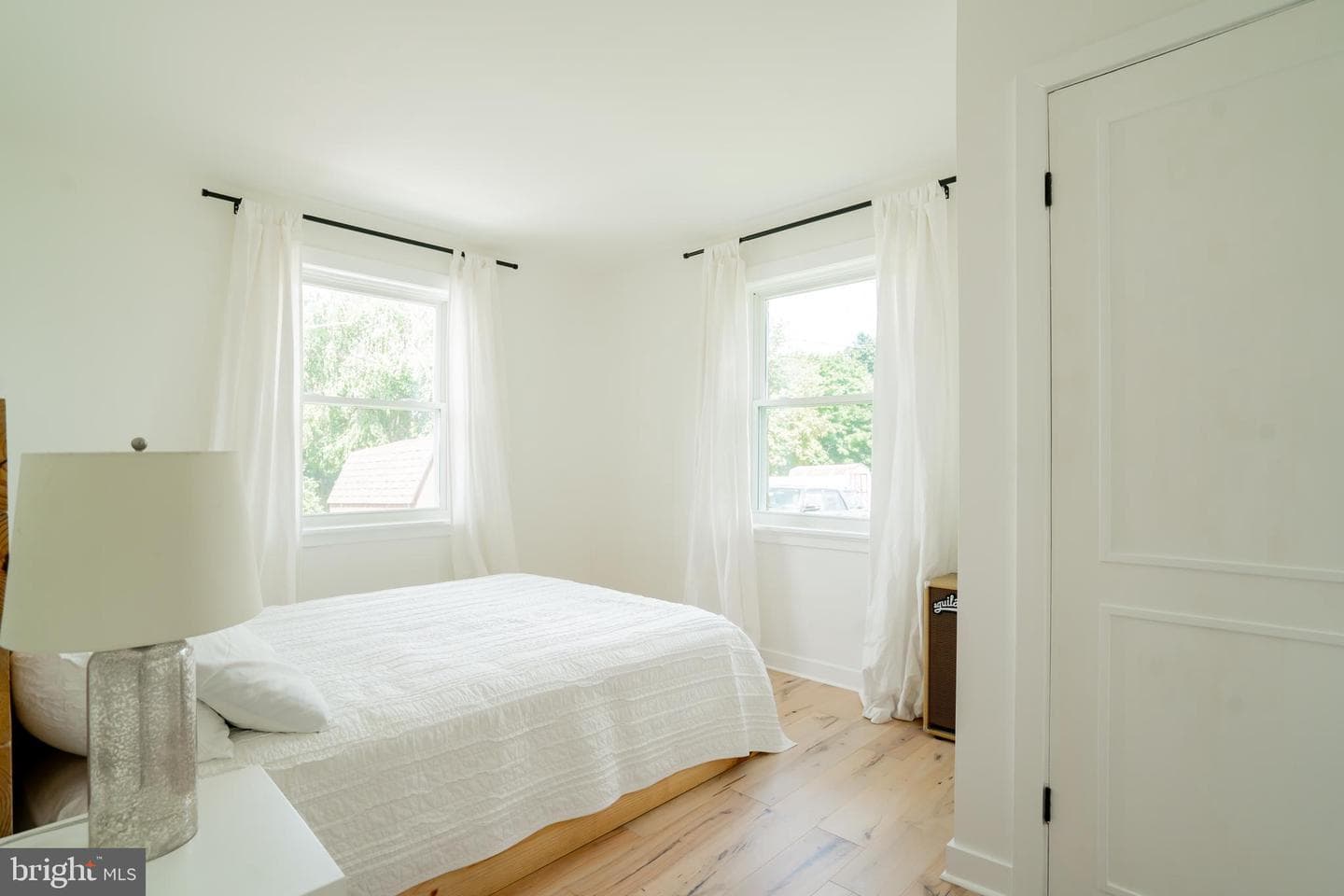6120 Catherine Street photo 26