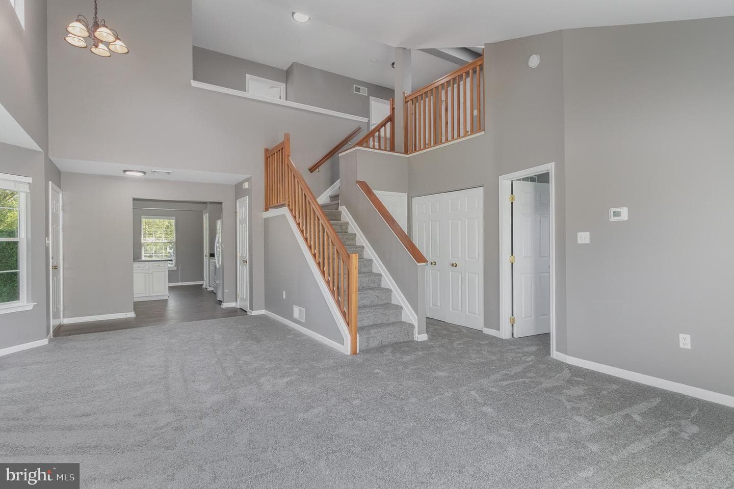 6510 Terrace Court photo 4