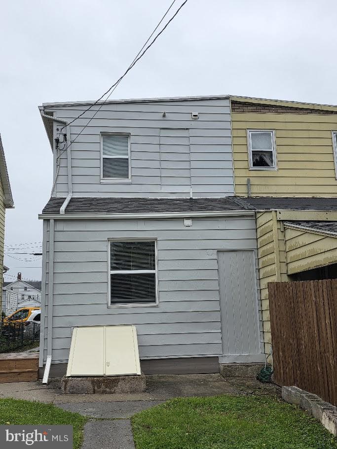 617 Monroe Street photo 5