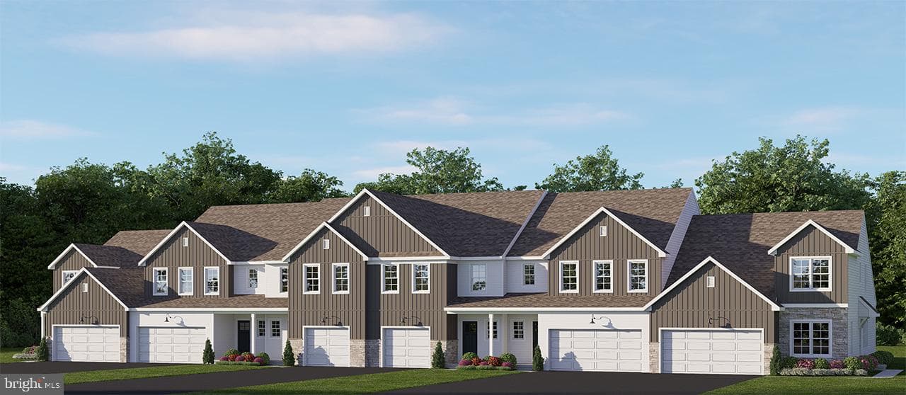 7833 Oak Brook Drive, Harrisburg