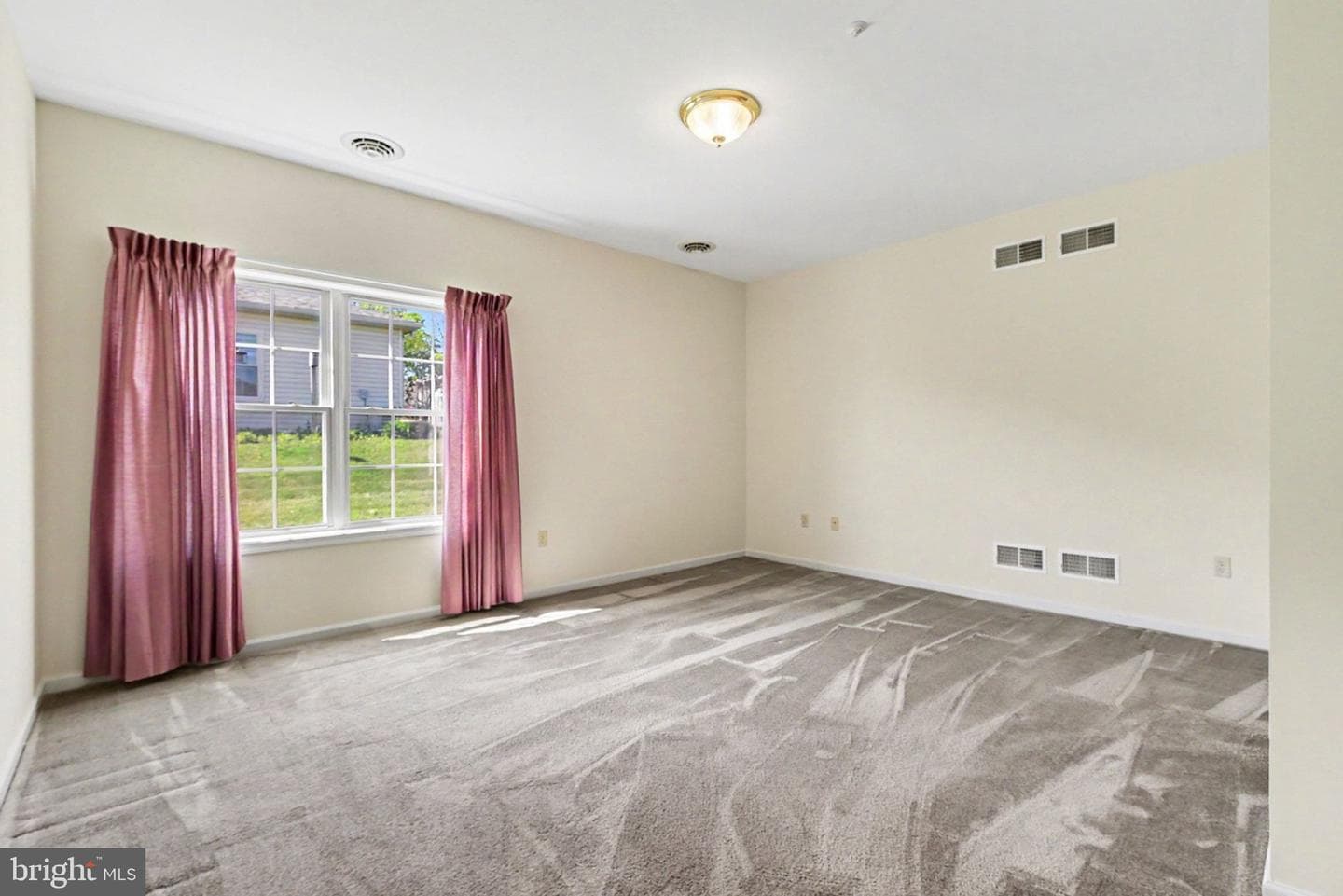 141 Leonard Lane photo 14