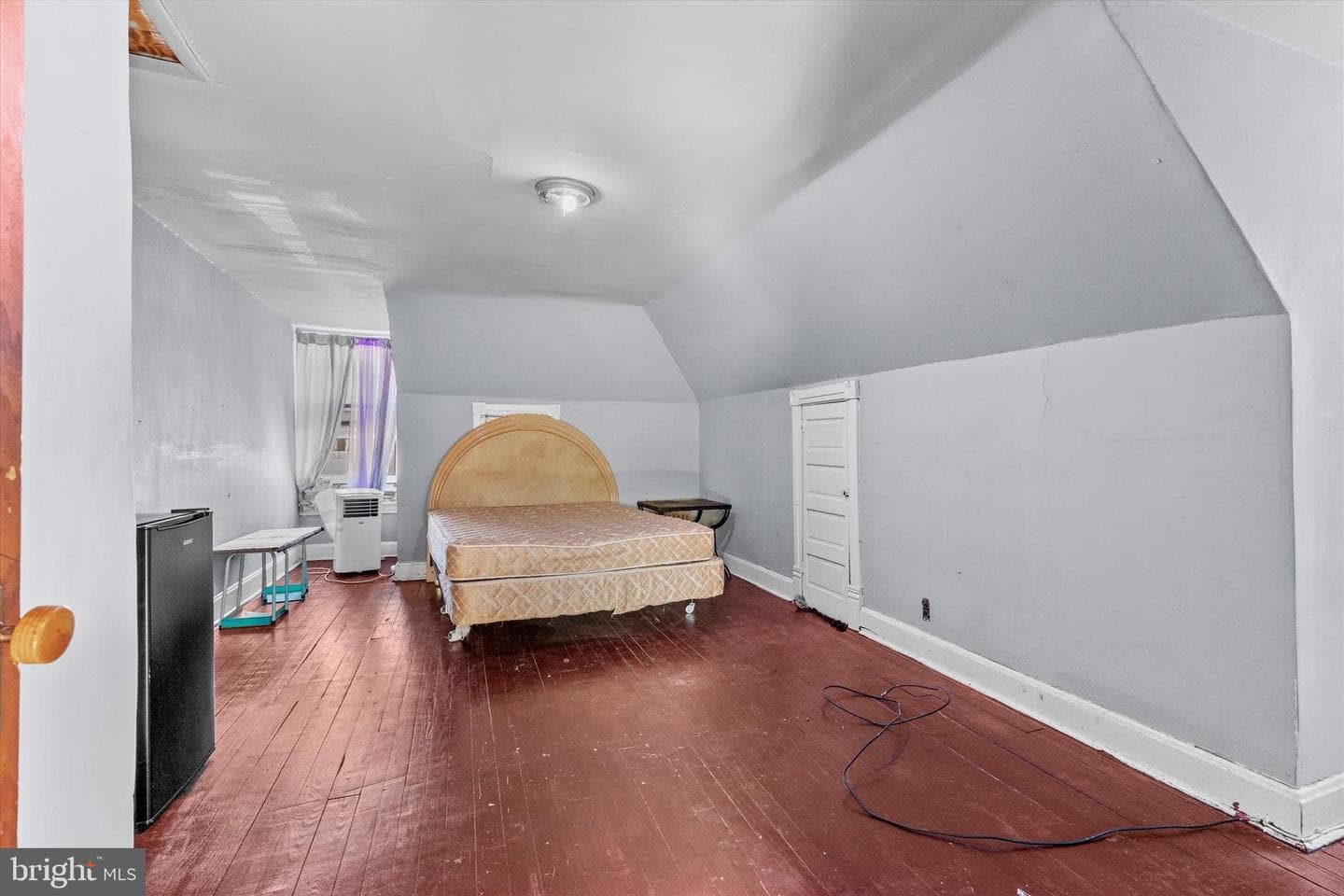 241 Maclay Street photo 20