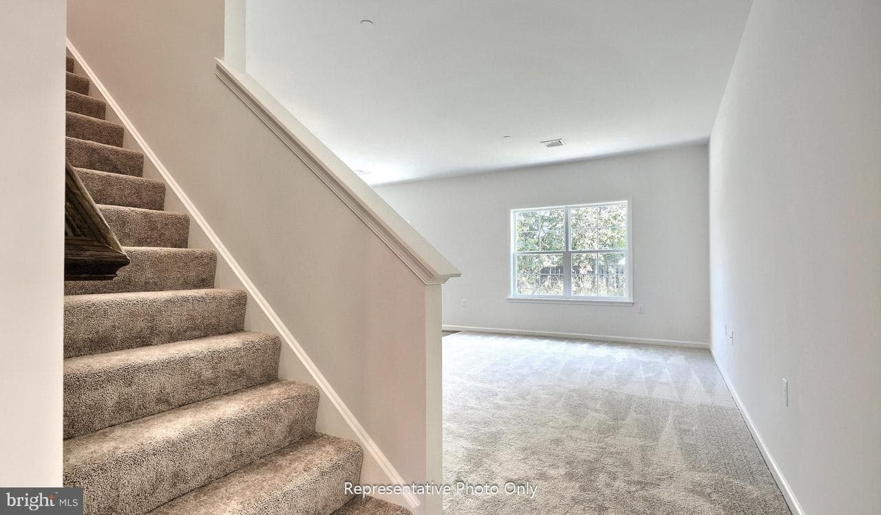 7848 Oak Brook Drive photo 4