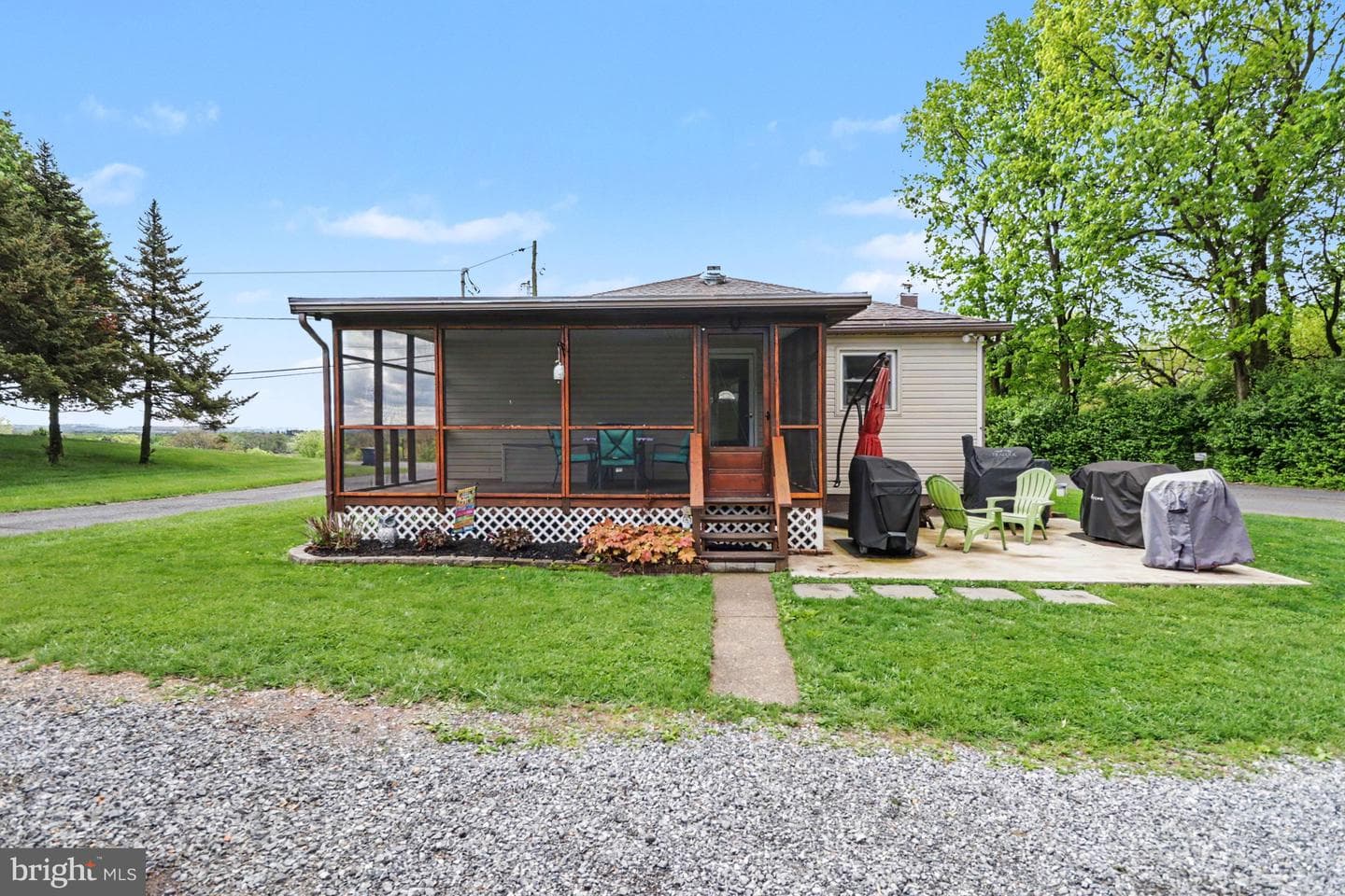 174 Hollywood Drive photo 24