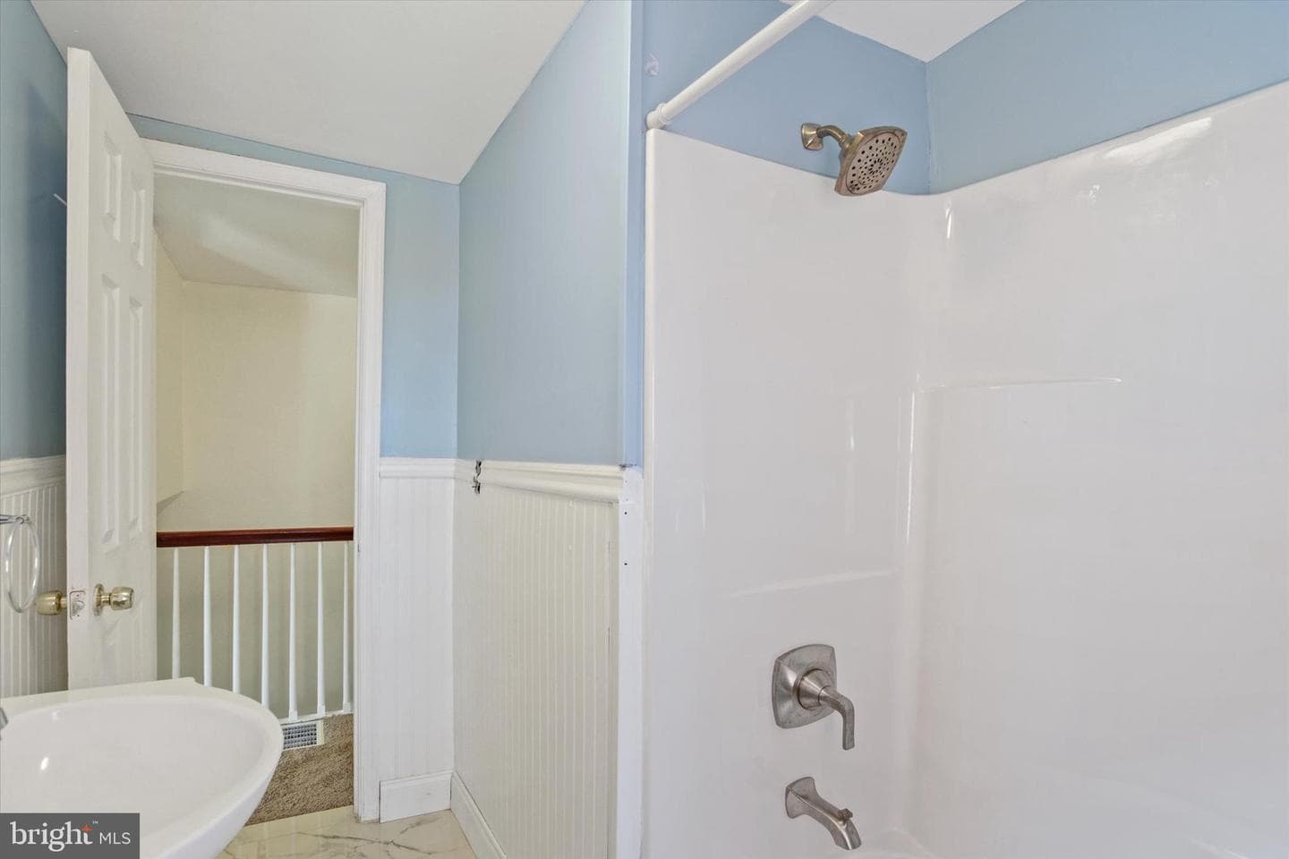 2266 Kensington Street photo 15