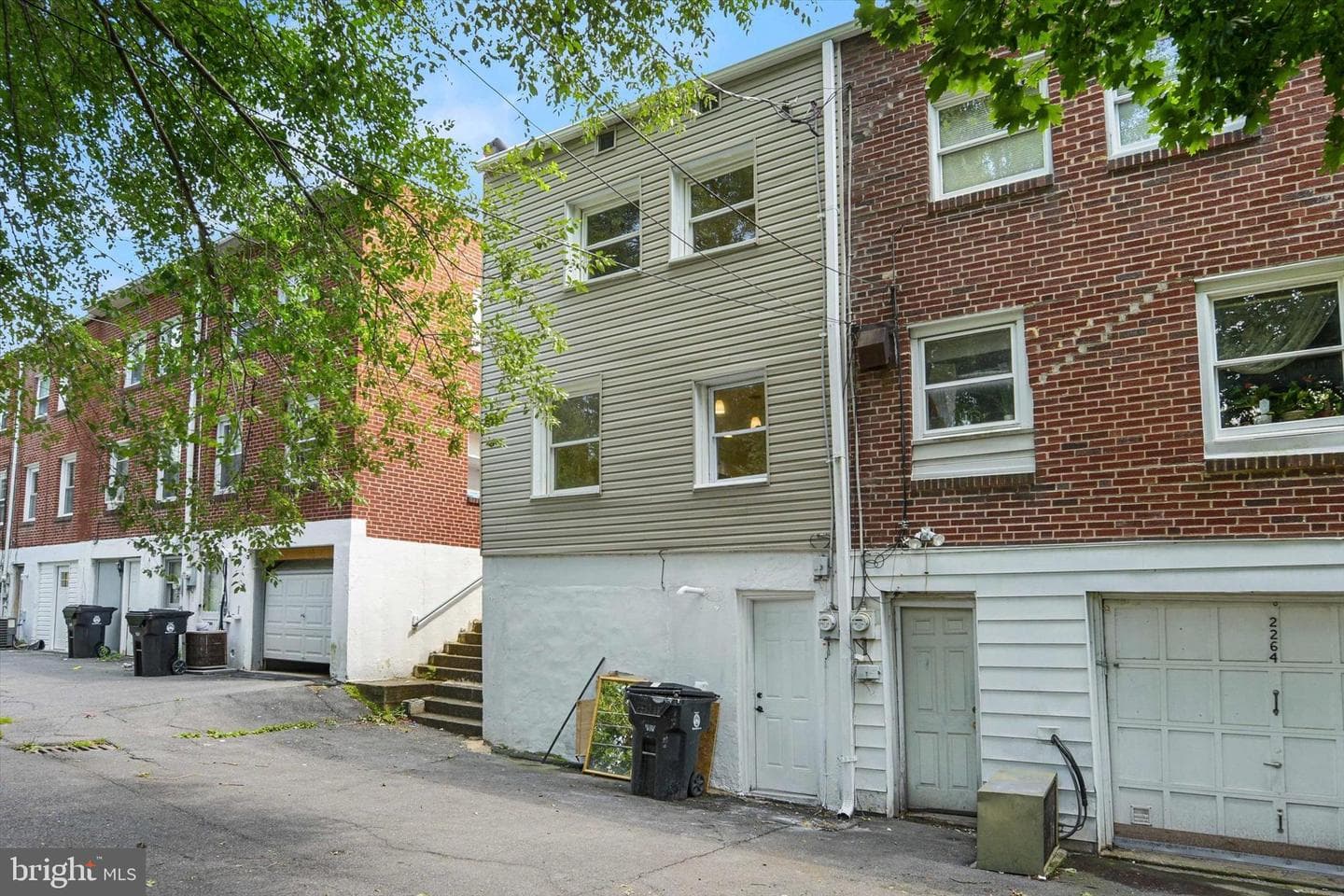 2266 Kensington Street photo 22