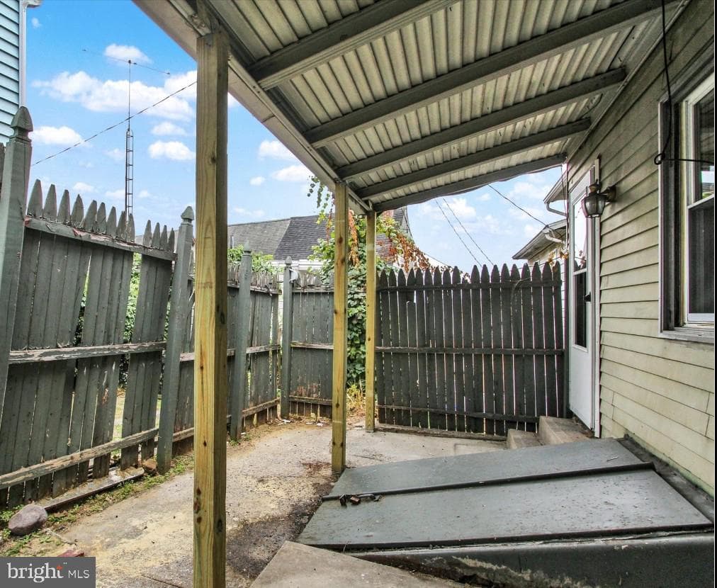 108 Walnut Street photo 23