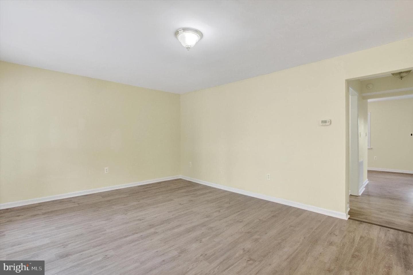 108 Walnut Street photo 4