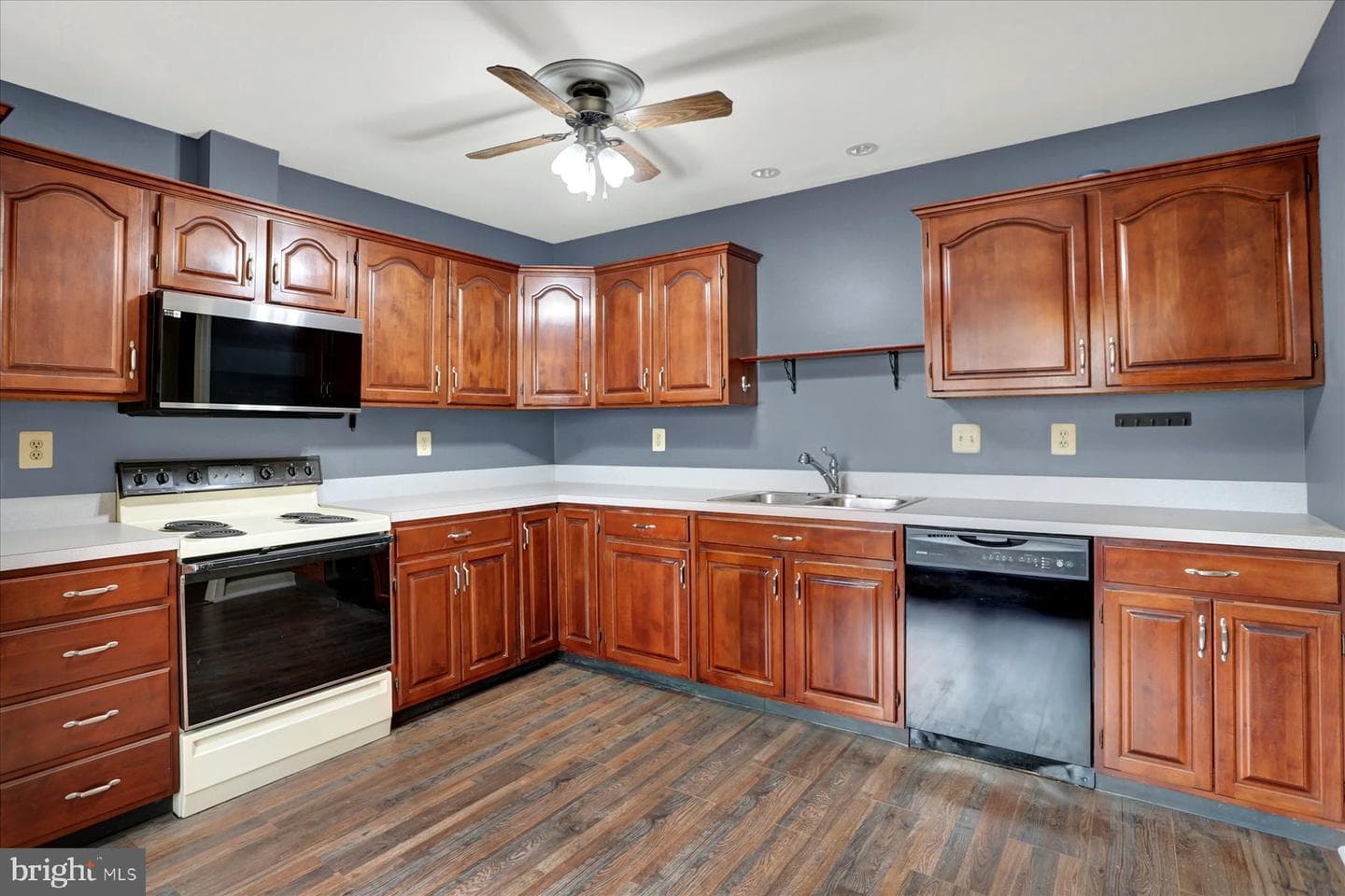 2063 D Raleigh Road photo 12