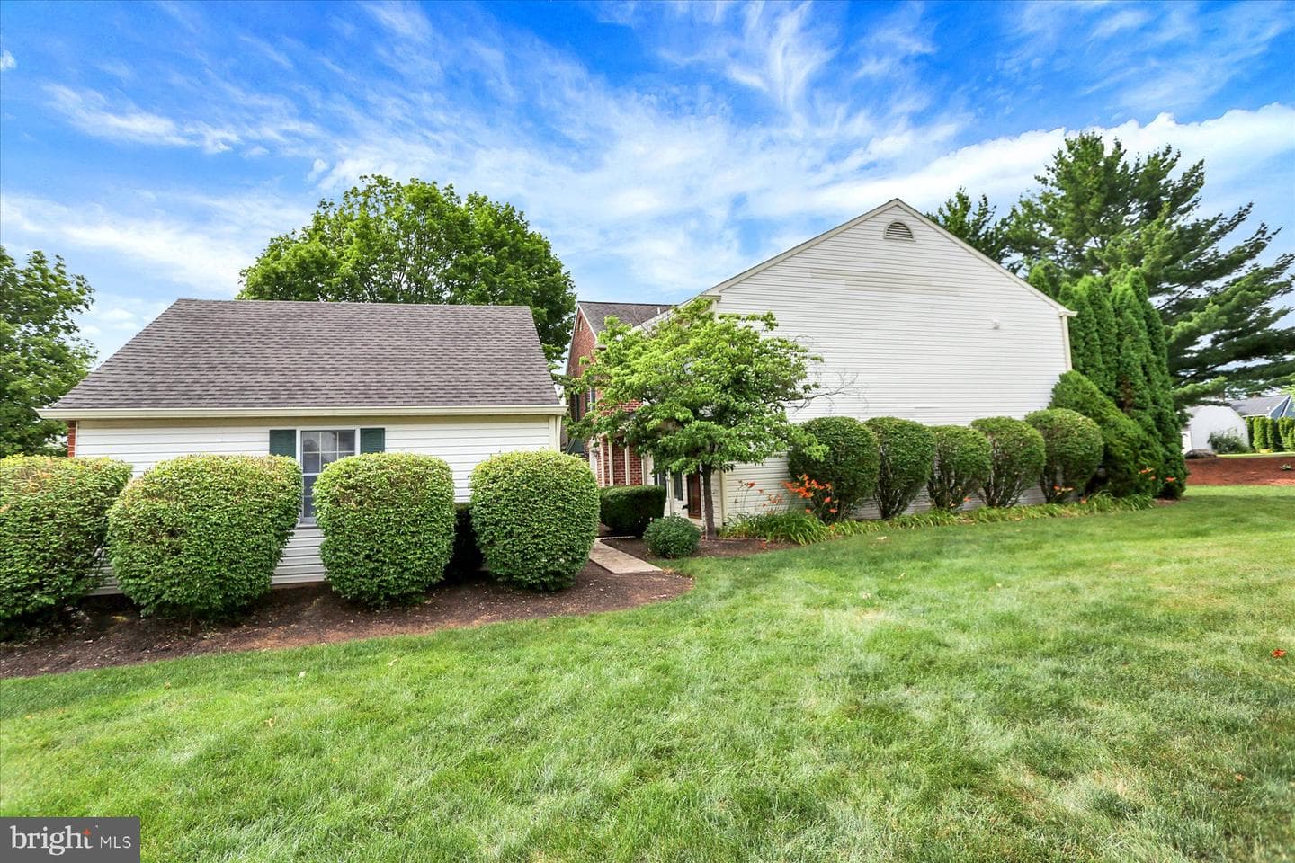 2063 D Raleigh Road photo 3