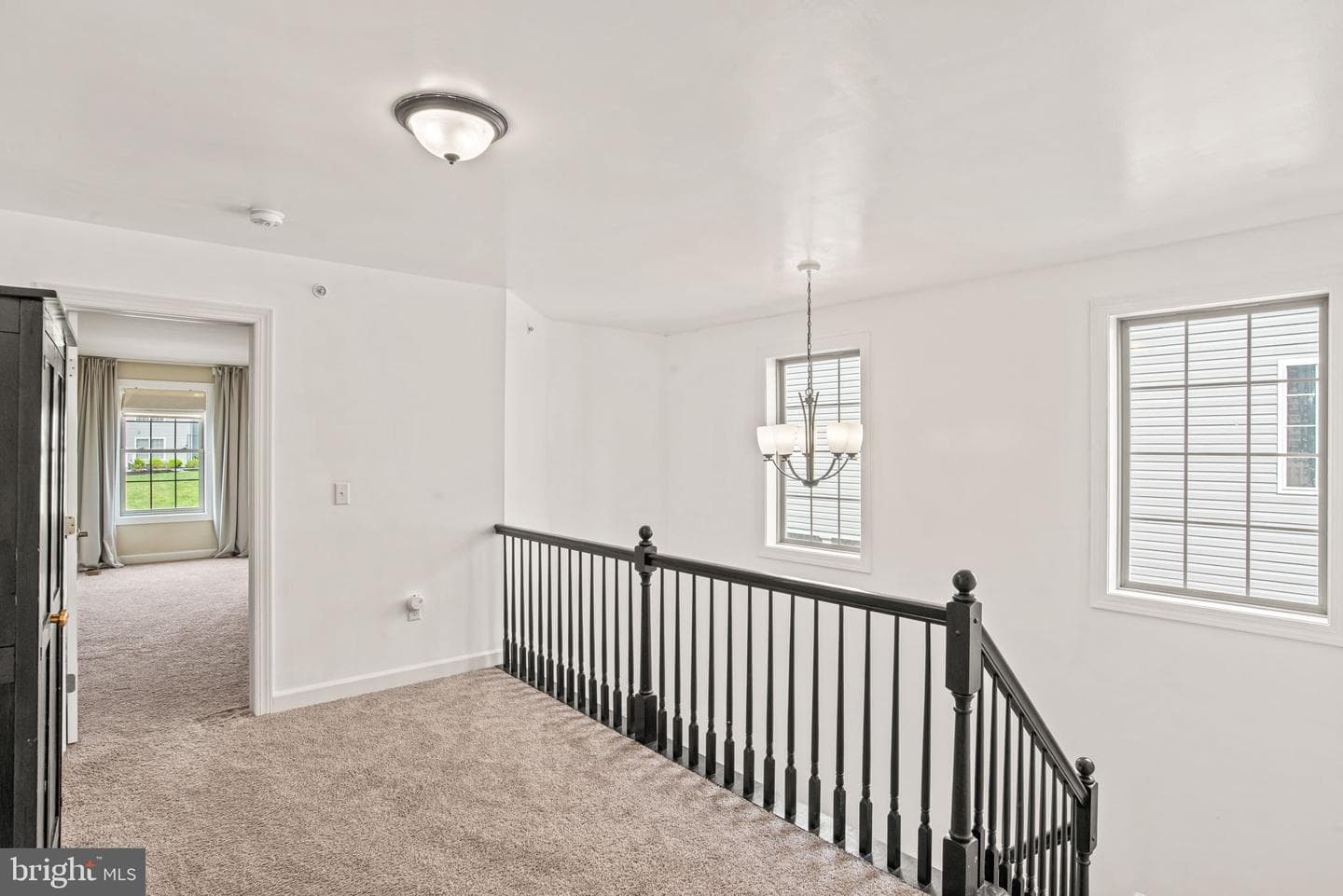 150 Sage Boulevard photo 24