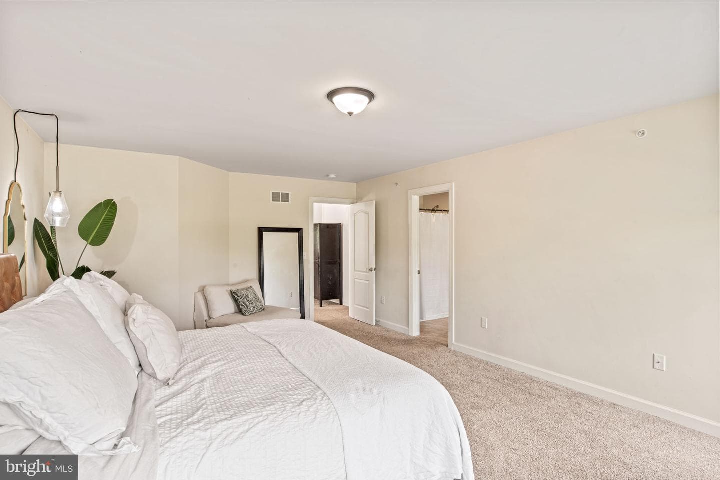 150 Sage Boulevard photo 27