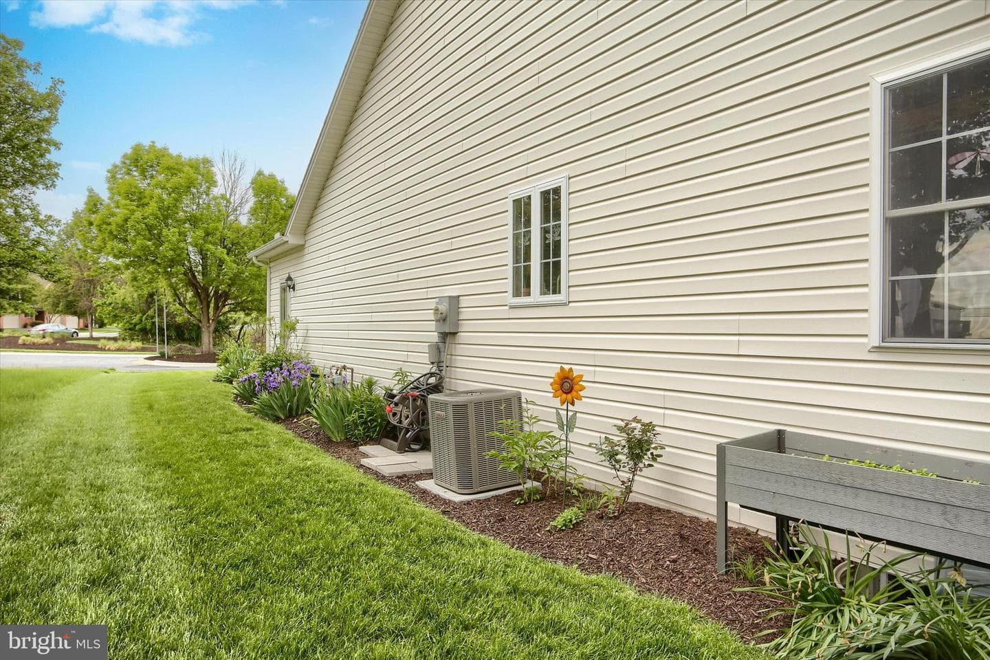 387 Schaffner Drive photo 33