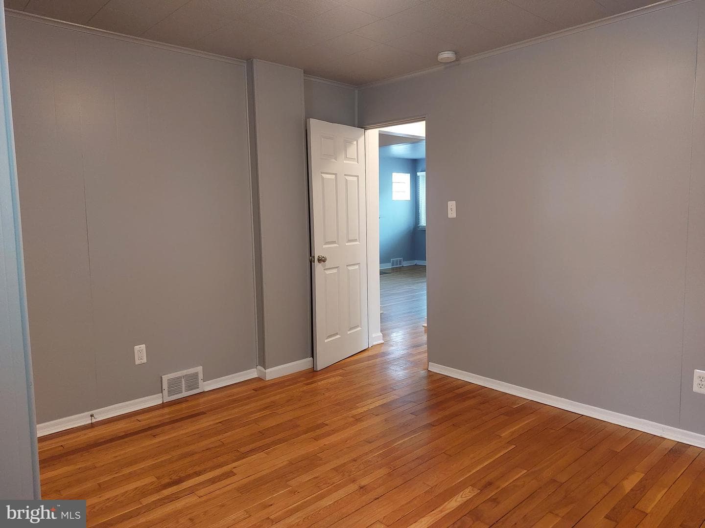 5021 Virginia Avenue photo 9