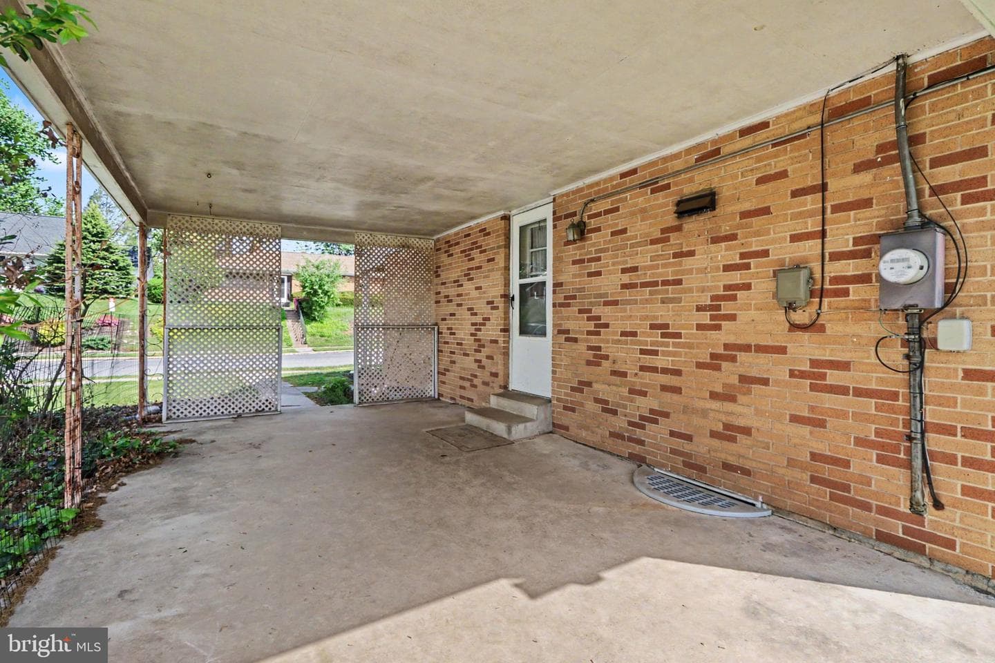 542 W Areba Avenue photo 29