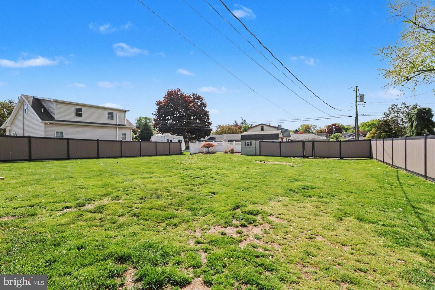 542 W Areba Avenue photo 30