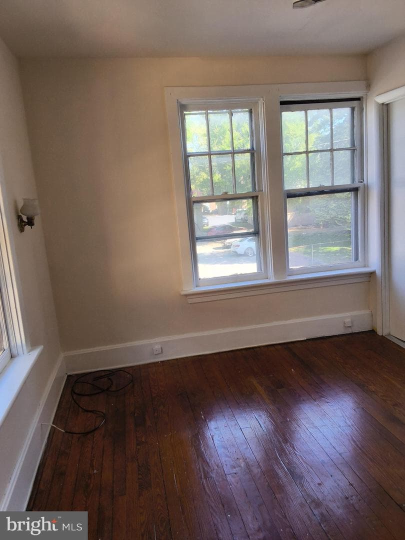 1615 Forster Street photo 5