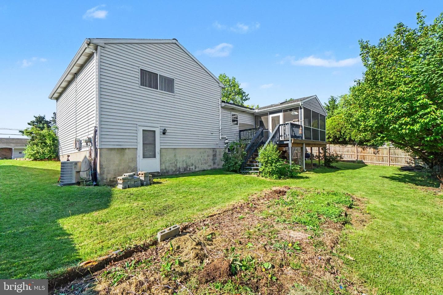 6210 Ann Street photo 30