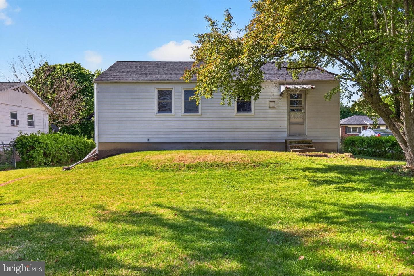 6210 Catherine Street photo 21